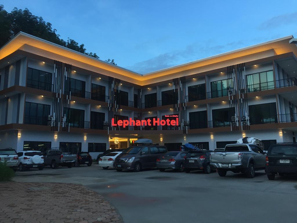 The Lephant Hotel Surat Thani Exterior foto